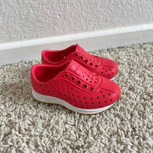 Native Shoes Robbie Red Slip-On Shoes Sz 5 Toddler
